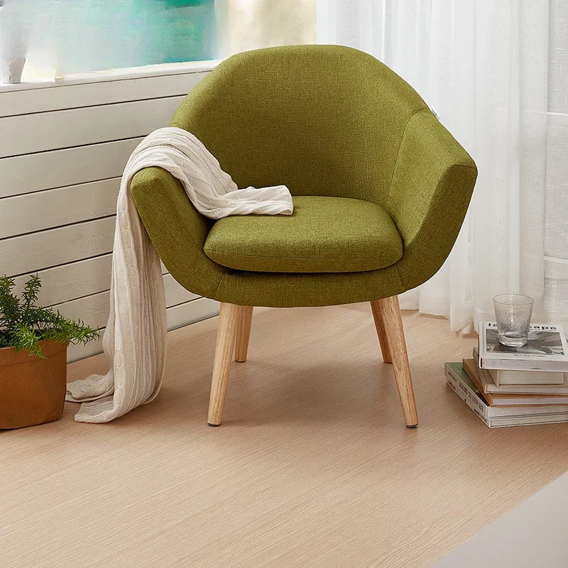 Felinesol – Minimalistyczne Krzesło Jadalniane z Włoch